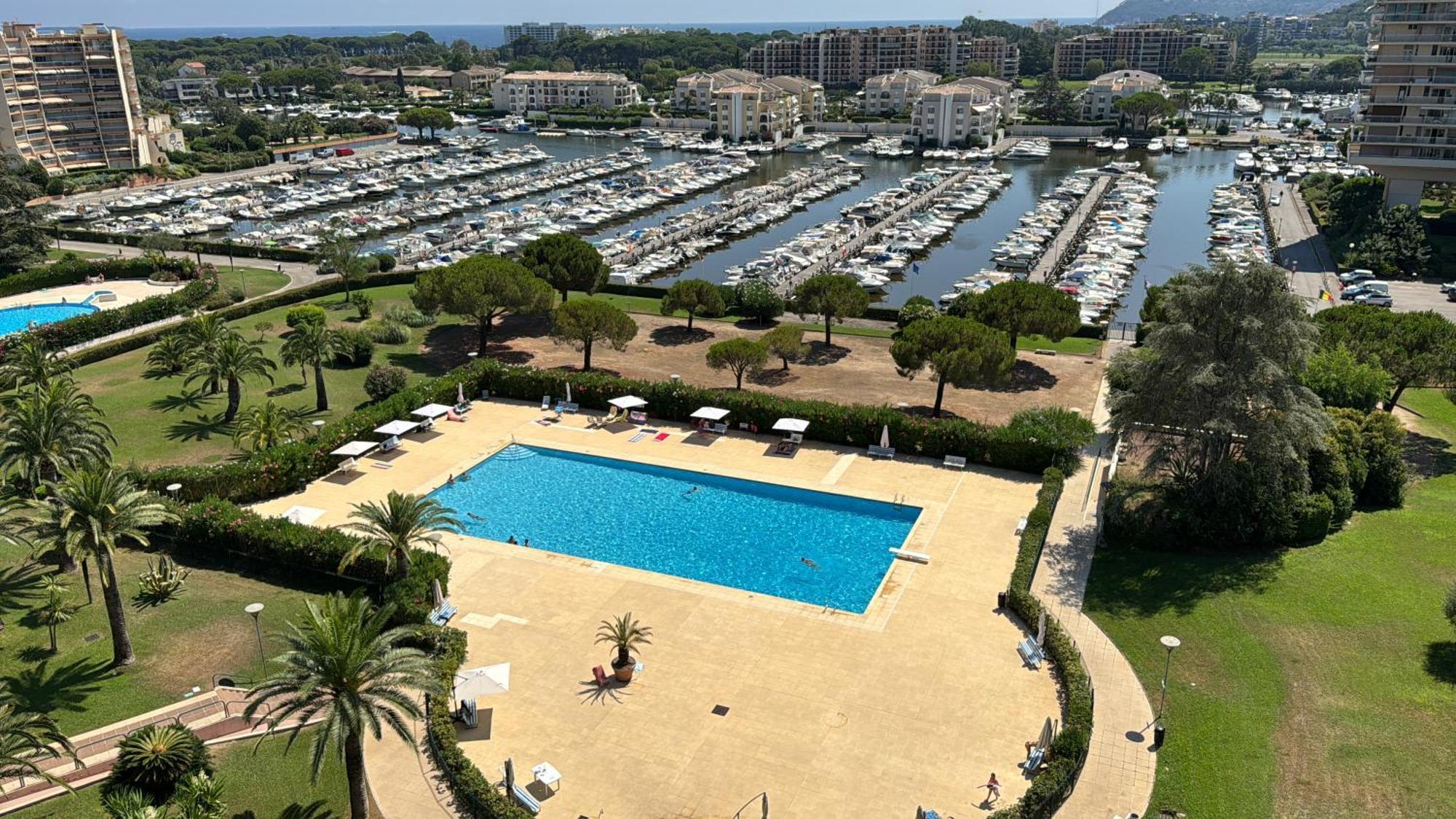 Appartement T3 De Standing Vue Mer Et Marina Mandelieu Dış mekan fotoğraf