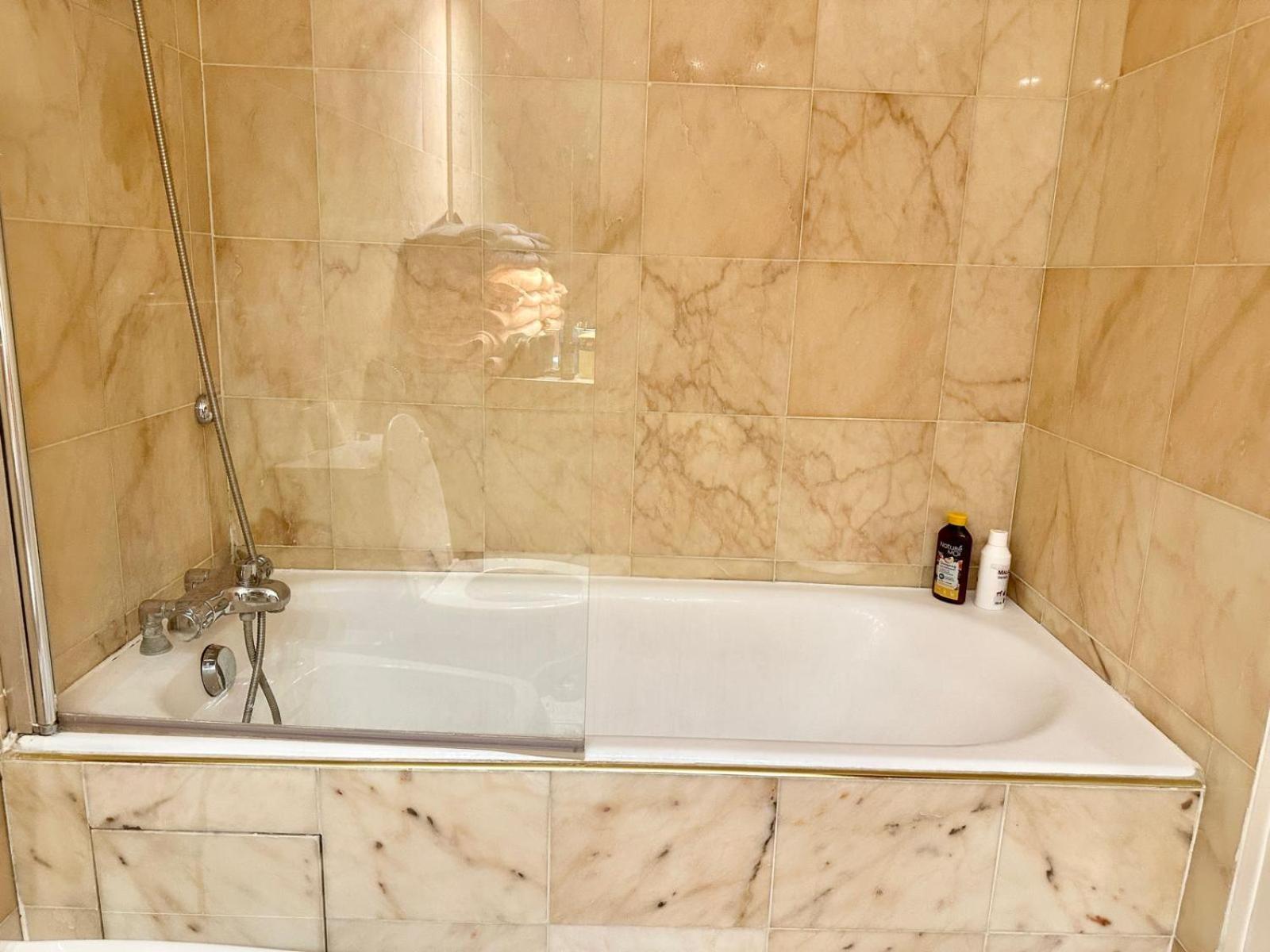 Appartement T3 De Standing Vue Mer Et Marina Mandelieu Dış mekan fotoğraf