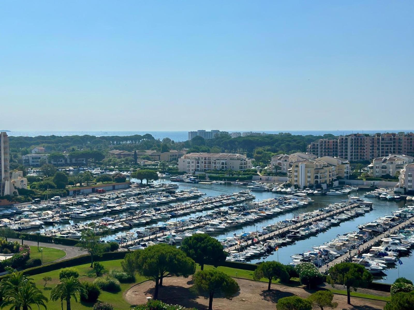 Appartement T3 De Standing Vue Mer Et Marina Mandelieu Dış mekan fotoğraf